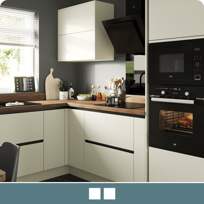 Explore the Stevia handleless gloss cream kitchen, featuring high shine slab doors for easy cleaning.