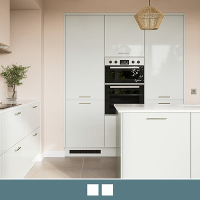 Explore the Stevia gloss white kitchen, featuring high shine slab doors for easy cleaning.