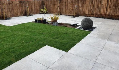 Stone mix Grey 800x800x20mm Outdoor Porcelain Paving. Pack of 34 with coverage of 21.76 sqr mtrs. Summer clerance offer.