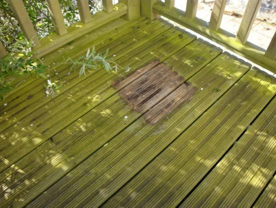 Stonecare4U Deck Cleaner (5L) - Ready To Use Extra Strength Cleaner To Remove Dirt, Algae, Lichens, Black Mould From Wood Decking