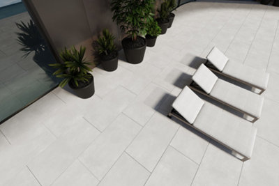 Street off white 20mm porcelain paver. Size- 600mmx600mm. Pack of 60 with coverage of 21.6 sqr mtrs