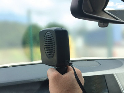 Streetwize 12V Car Heater and Window Defroster with Handle and Dashboard Mount