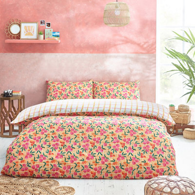 Style Lab Juicy Floral Checked Reversible Duvet Cover Set