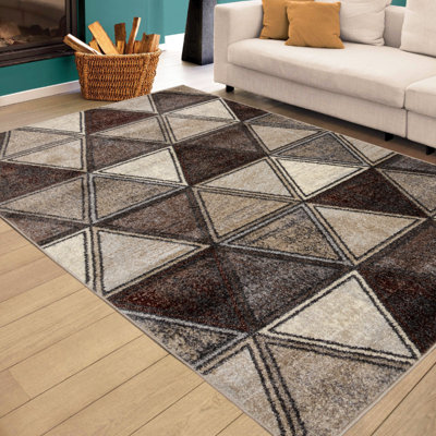 Stylish Brown Triangle Rug for Modern Homes