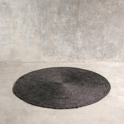 SUN AREA RUG BLACK ROUND BANANA TWIST - 120CM