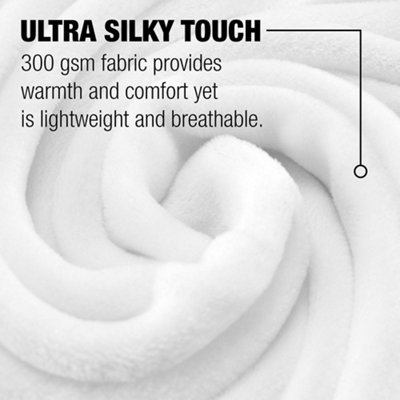 SUPERNATURAL Silky Touch Super Soft Bedspread Blanket, 152 x 127 cm