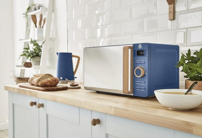 Swan nordic kettle on sale and toaster white