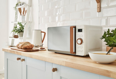 Swan nordic kettle hot sale toaster and microwave