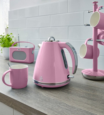 Swan retro sales kettle pink