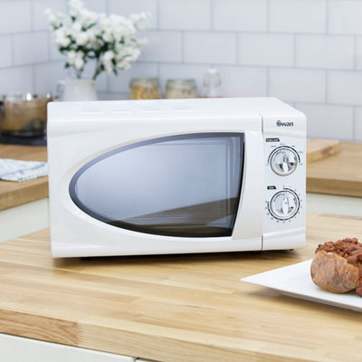 Swan chrome deals microwave