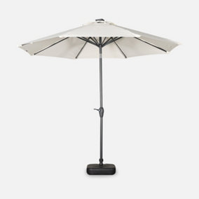 sweeek. 2.7m round centre pole parasol with integrated LED lights Helios Off-White 265x265x236 cm