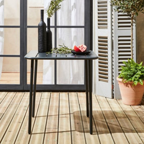 sweeek. 2-seater square steel garden table Amelia 70cm Anthracite 70x70x72.5 cm