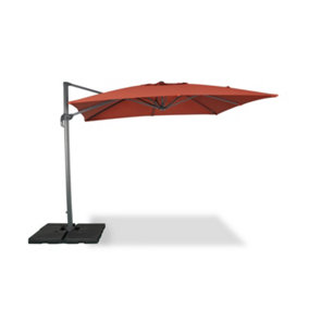 sweeek. 3x3m square cantilever parasol Falgos Terracotta 298x298x260 cm