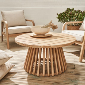 sweeek. 80cm wooden coffee table indoor/outdoor Oviedo Natural 80x80x40 cm