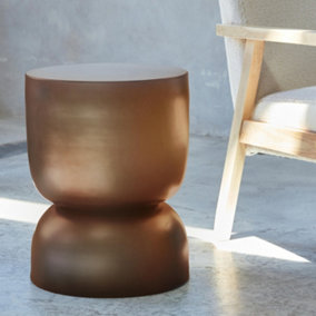sweeek. Metal side table Madi Terracotta 32x32x42 cm