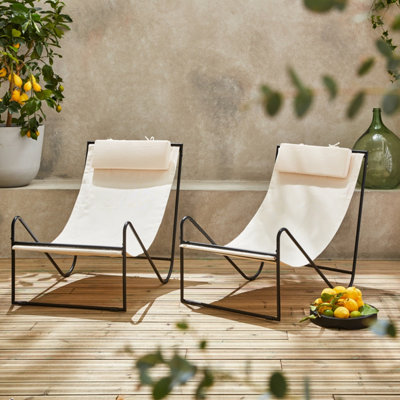 Contemporary easy deals chairs