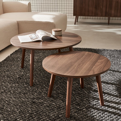 sweeek. Pair of walnut nesting coffee tables with wood effect Nepal Walnut wood-effect 70x70x38 cm