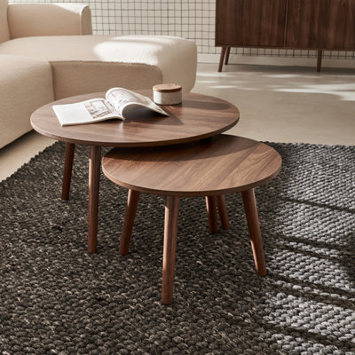 sweeek. Pair of walnut nesting coffee tables with wood effect Nepal Walnut wood-effect 70x70x38 cm
