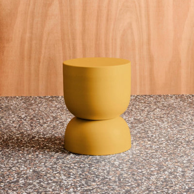 sweeek - Side table end table metal bedside table Diam.32 x H42cm Madi Mustard Yellow 32x32x42 cm