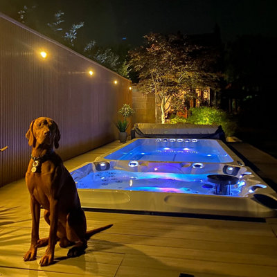 Swim Spa Dynamic - Suitable for up to 8 people