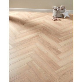 Swiss Krono Herringbone - Peterson Oak Light 8mm Laminate Flooring. 1.23m² Pack