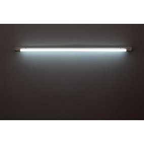 Sylvania ToLEDo Superia Cool White T8 7.5W 2ft Universal LED Tube - 10 Pack