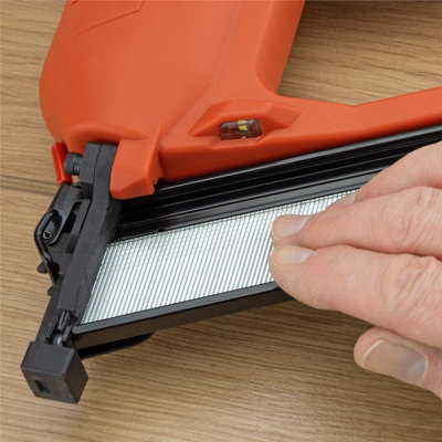 Tacwise 1704 400ELS Pro Professional Electric 240V Angled Nail Gun Inc ...
