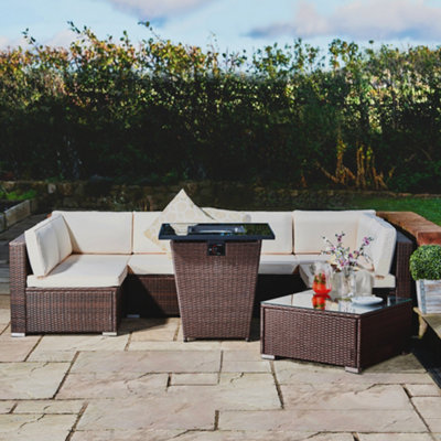 Teamson Home Outdoor Garden Lounge Set, 7 Piece Rattan Garden Furniture Set, Large Garden Corner Sofa, Tempered Glass Tabletop