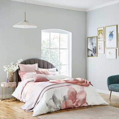 Ted Baker Photo Magnolia Duvet Cover Double Pink DIY at B&Q