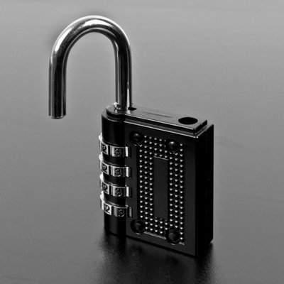 TekBox 4 Digit Combination Padlock in Black
