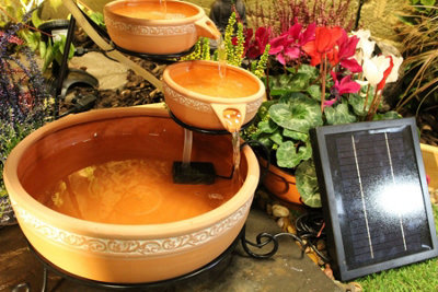 Teracotta Traditional Solar Water Feature