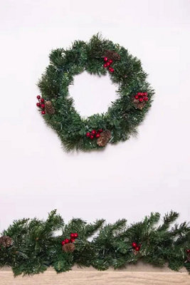 The 45cm Majestic Dew Pine Wreath