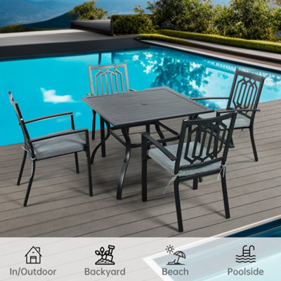 The Chorley 4 Seat Metal Dining Set