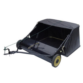 The Handy THTLS38 96cm Towed Lawn Sweeper