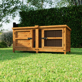 The Hutch Company 5ft Chartwell Rabbit Guinea Pig Hutch Extra Deep and High Ceiling