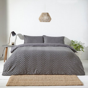 The Linen Yard Chevron Tuft King Duvet Cover Set, Cotton, Charcoal