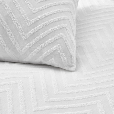 The Linen Yard Chevron Tuft Single Duvet Cover Set, Cotton, White