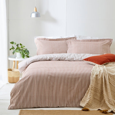 The Linen Yard Hebden Striped 100% Cotton Duvet Cover Set