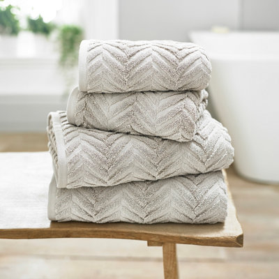 The Lyndon Company Catalonia Zerotwist Cotton  Bath Towel Price Comparisons | Compare The Build