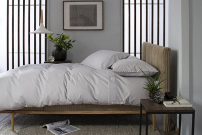 The Lyndon Company - St Felix Pink Duvet Set