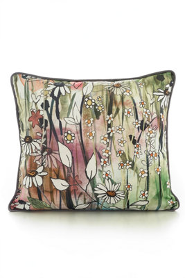 The Lyndon Company The Common 50x50cm Soft Velvet Pipe Trimmed Filled Cushion