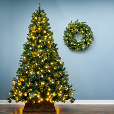 The Pre-lit 1.1m Vanda Verde Fir Tree with hinged branches