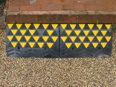Buy The Ramp People 15cm Rubber Kerb Ramp Kit (2 ramps, 2 end sections ...