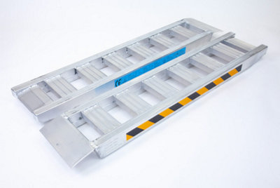 The Ramp People 3m Loading Ramps for Plant Machinery 2000kg Capacity Pair