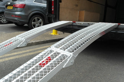 The Ramp People Folding Loading Ramps Mesh Surface 226cm x 28.5cm x ...