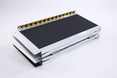 The Ramp People Multifold Wheelchair Ramp 4ft - 10ft (4ft/1.2m) Black ...
