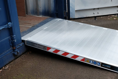 The Ramp People Pallet Truck Ramp 2400mm 1000kg Capacity Container Ramp