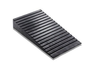 The Ramp People Rubber Kerb Ramp 12.7cm / 5" High, 400mm wide, 1000kg Capacity Ramp for Garages, Driveways, Containers and Steps