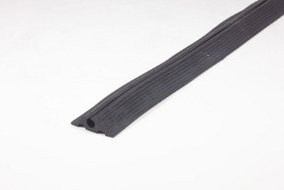 The Ramp People Rubber Outdoor Cable Cover (2000kg capacity, 20mm Diameter) (3m) Black Driveway Pavement EV Cable Protector