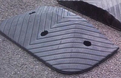 The Ramp People Speed Bump Kit 5mph 75mm High 3m Kit Black & Yellow ...